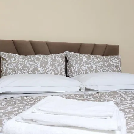 La Casa Di Pina 아파트 티라나