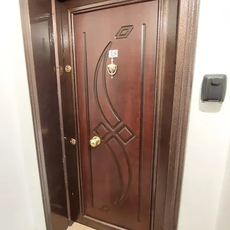 아파트 La Casa Di Pina 티라나