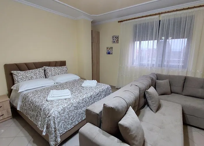 La Casa Di Pina * Tirana